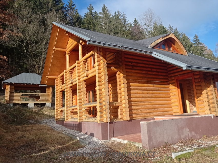 Prodej, srubového rodinného domu, Mochtín - Srbice, okres Klatovy