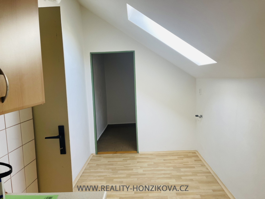 Prodej, byt 2+1, Hromnice - Žichlice, Plzeň - sever