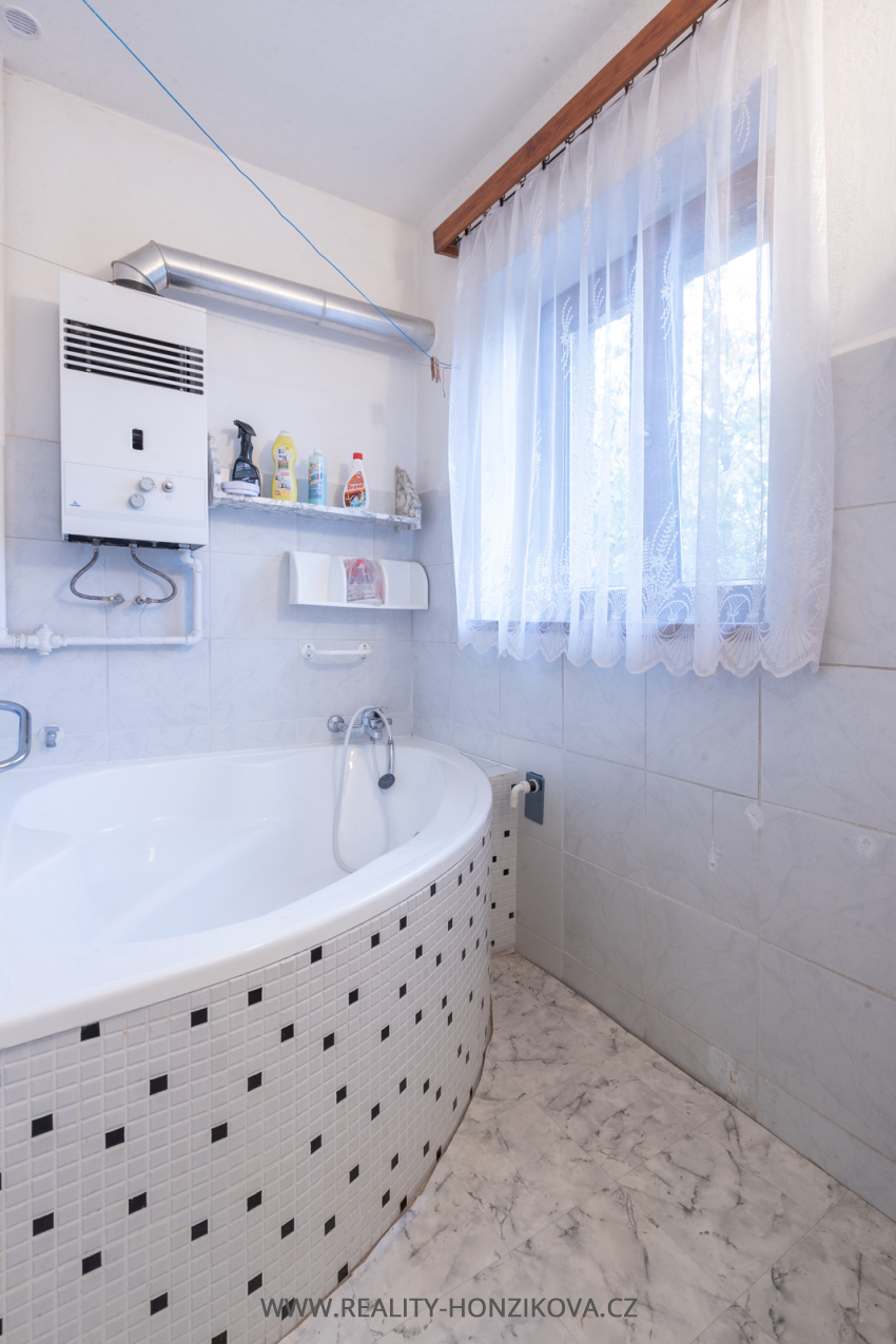 Prodej, rodinného domu, ul. Libušínská, Plzeň - Božkov