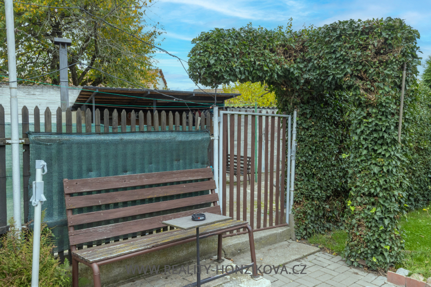 Prodej, rodinného domu, ul. Libušínská, Plzeň - Božkov