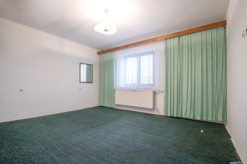 Prodej, rodinného domu, ul. Libušínská, Plzeň - Božkov