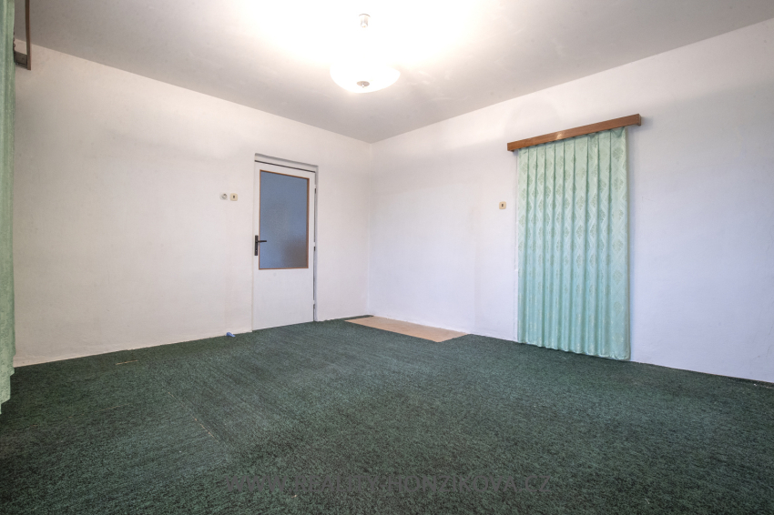 Prodej, rodinného domu, ul. Libušínská, Plzeň - Božkov