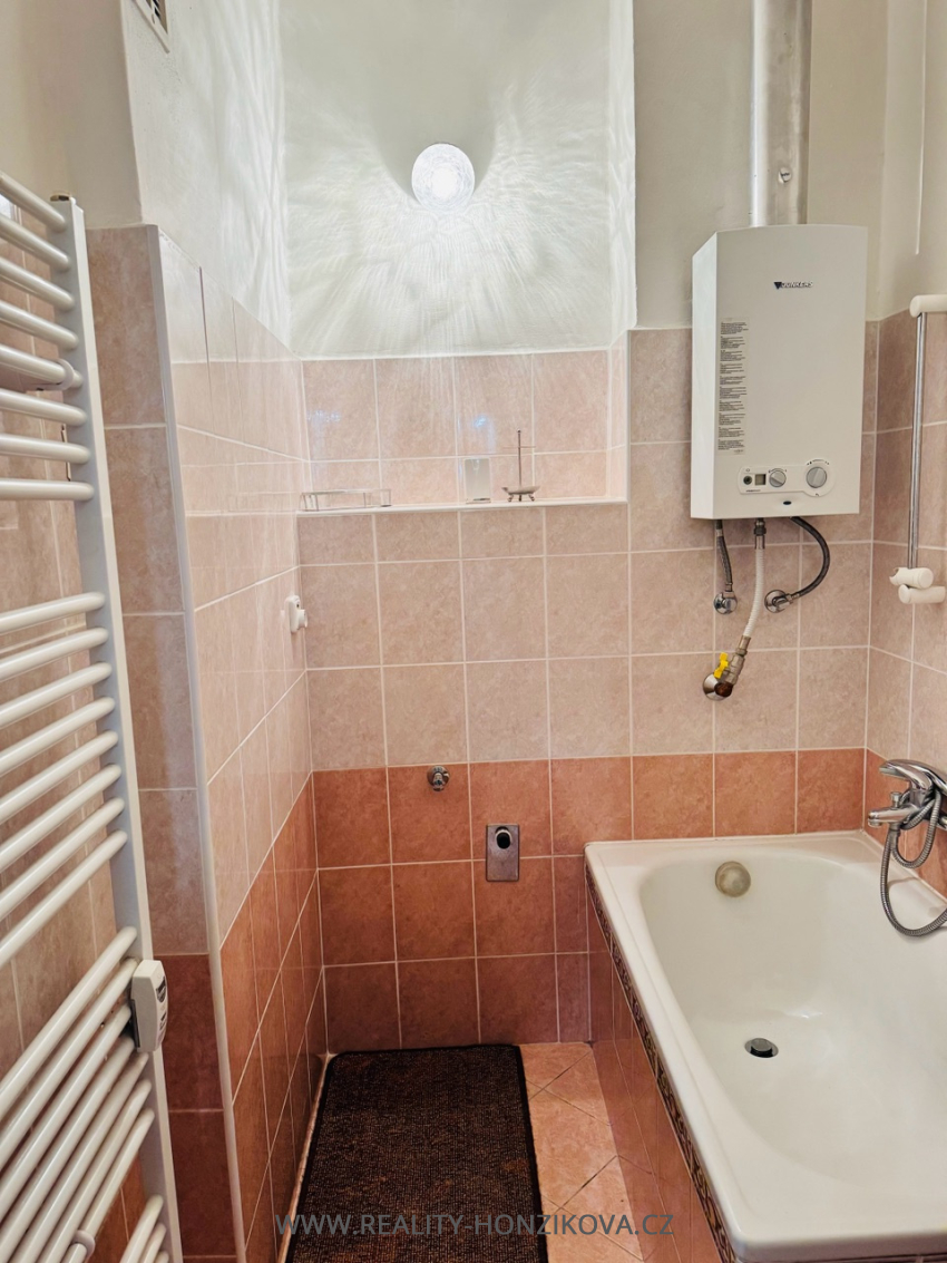 Pronájem, byt 2+1, 61m2, ul. Brojova, Plzeň - město