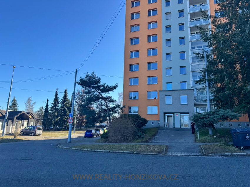 Pronájem, byt 1+kk+L, ul. Tachovská, Plzeň město