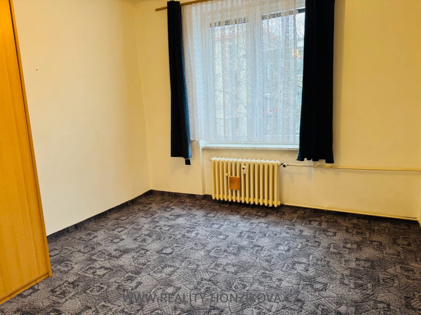 Pronájem, pokoje, 20m2, ul. Brojova, Plzeň - město