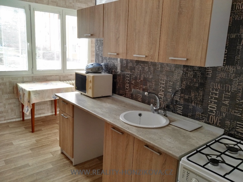 Prodej, byt 1+1, 42m2, ul. Ke Kukačce, Plzeň - město