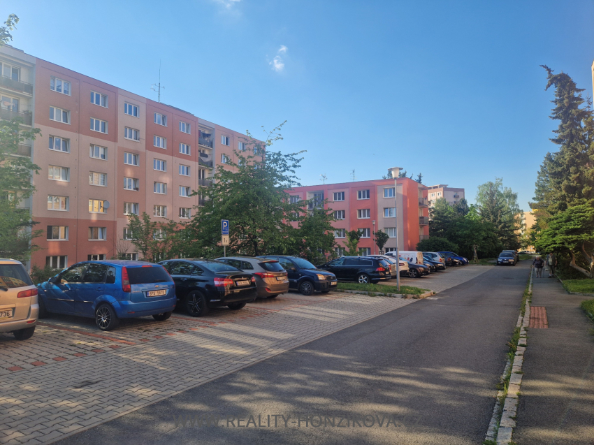 Prodej, byt 1+1, 42m2, ul. Ke Kukačce, Plzeň - město