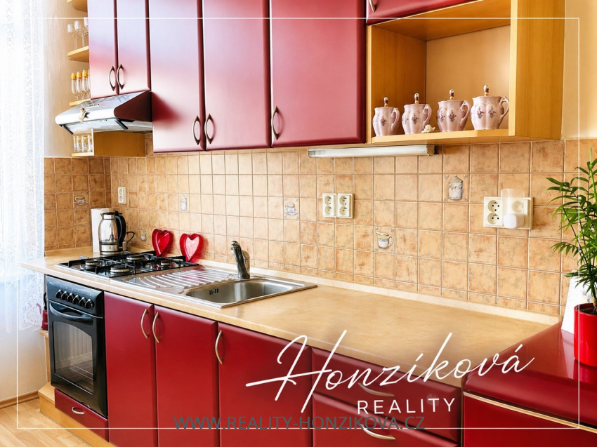 Prodej bytu 2+kk 79 m², ul. Zahradní, Karlovy Vary