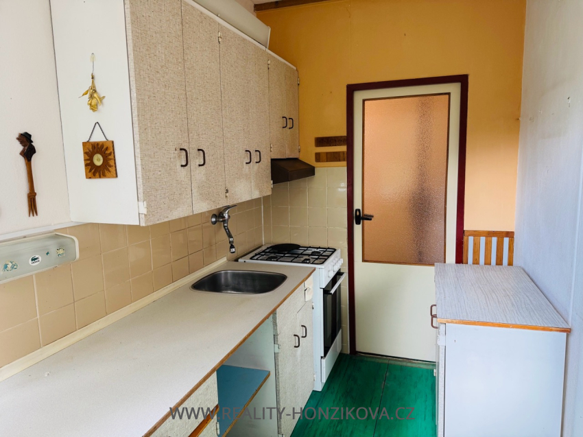 Prodej bytu 3+1, 65m², ul. Palackého, Domažlice