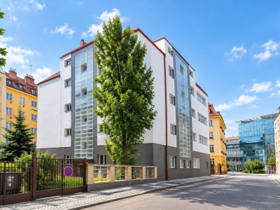 Prodej, byt 2+kk, 48m2, ul. Hradeckých, Praha 4 - Nusle